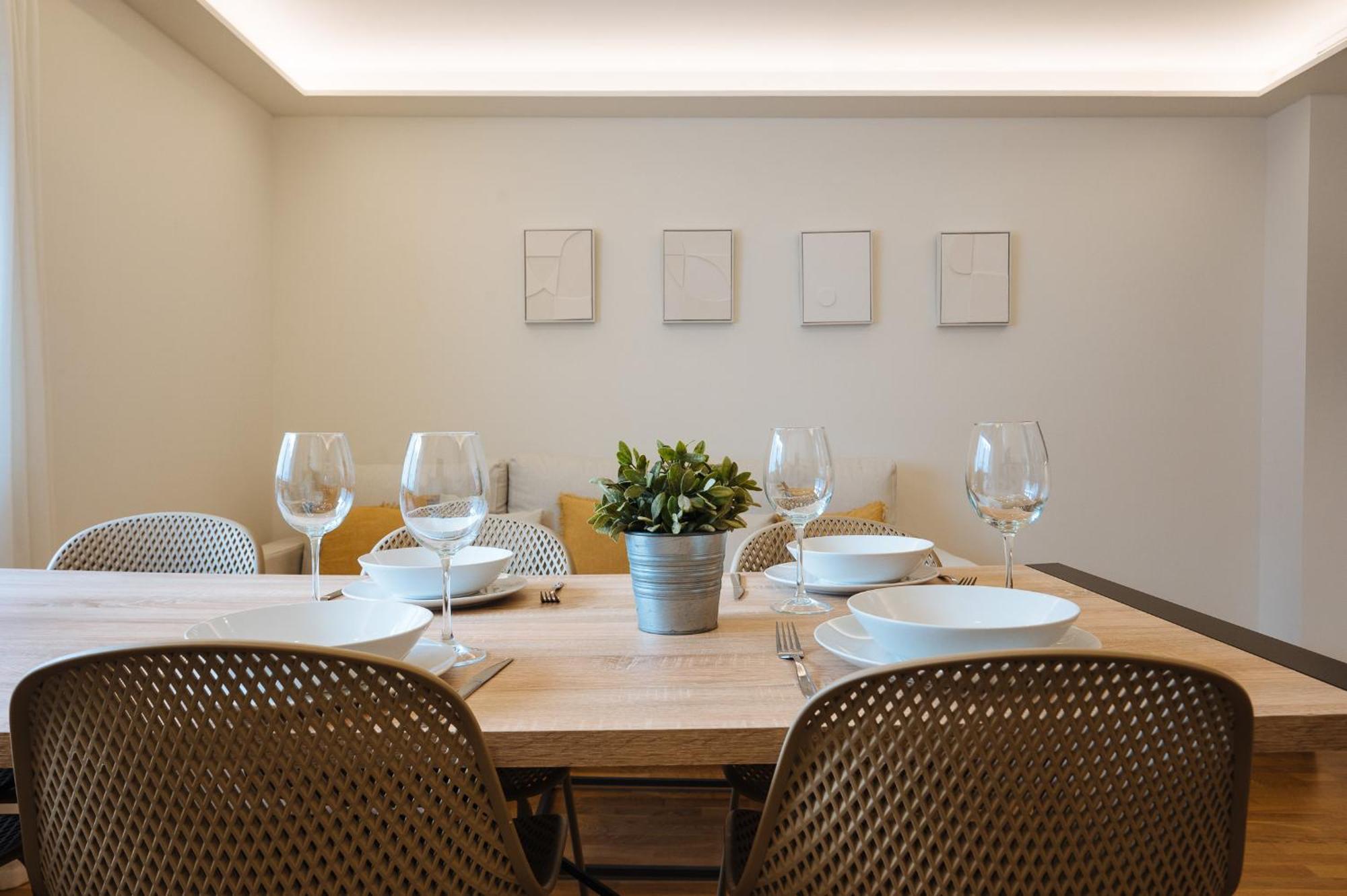 The Zentral Suites & Apartments Sevilla Dış mekan fotoğraf
